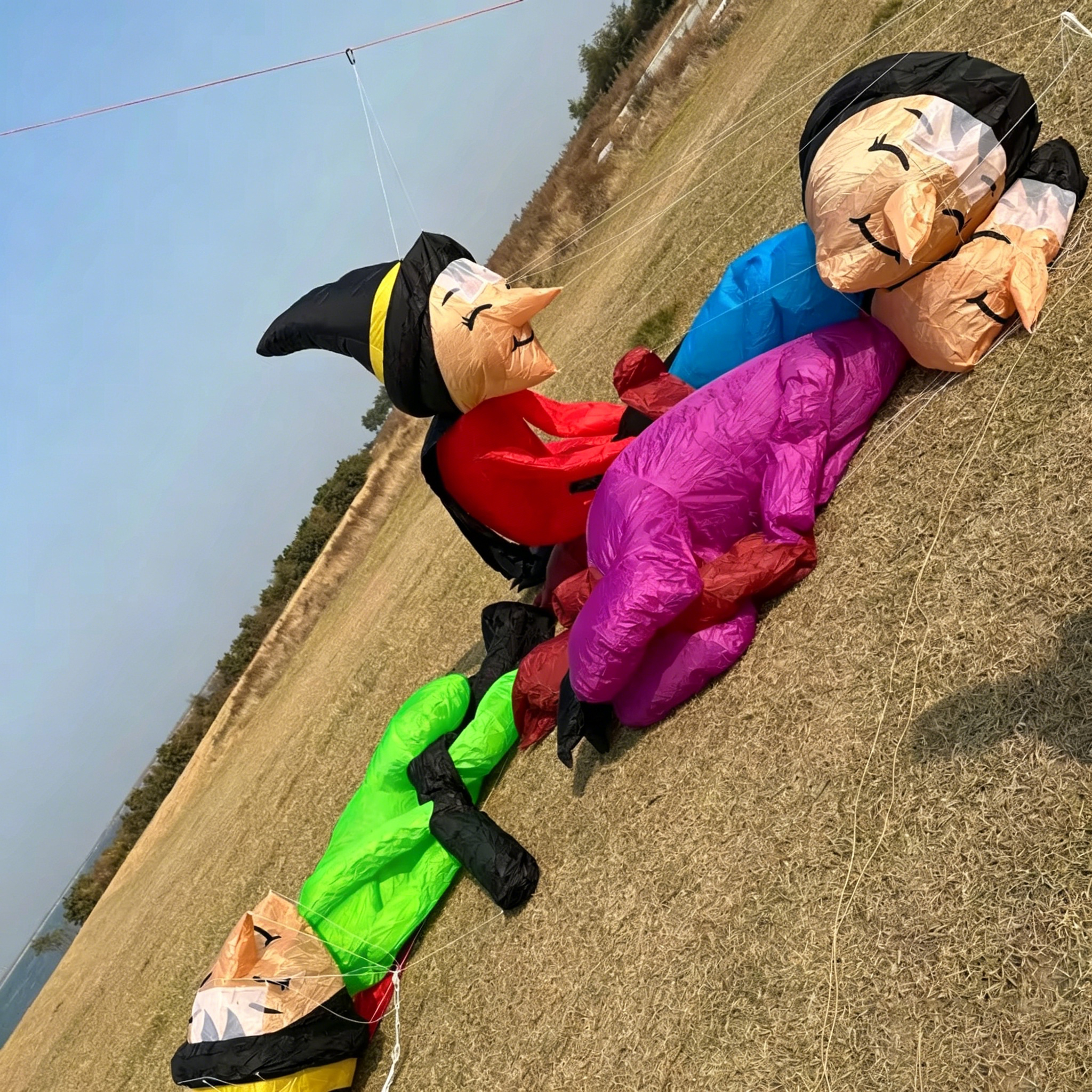 ARRIVAL 4M Witch Kite | Inflat - Outdoor Power Line บทวิจารณ์และราคา